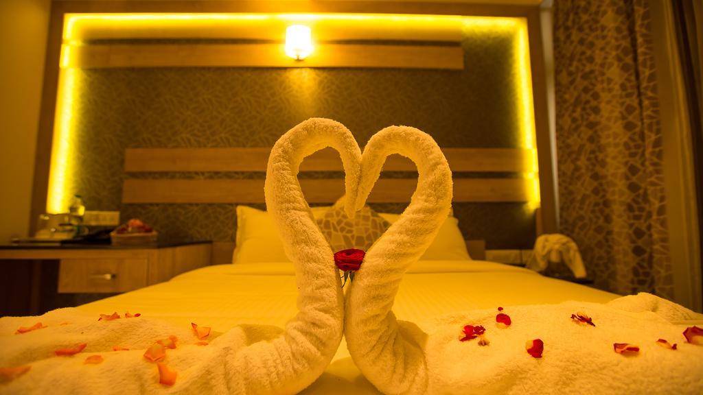 Hotel Radha Prasad Erode Dış mekan fotoğraf