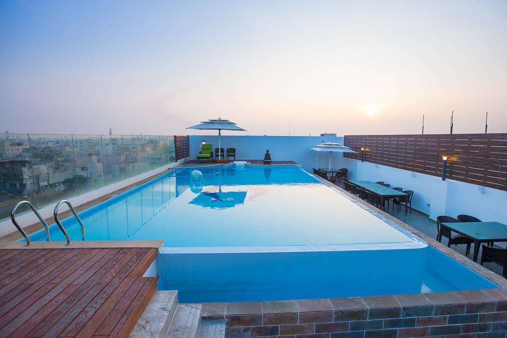 Hotel Radha Prasad Erode Dış mekan fotoğraf