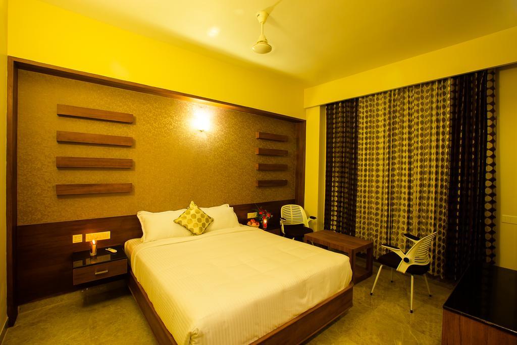 Hotel Radha Prasad Erode Dış mekan fotoğraf